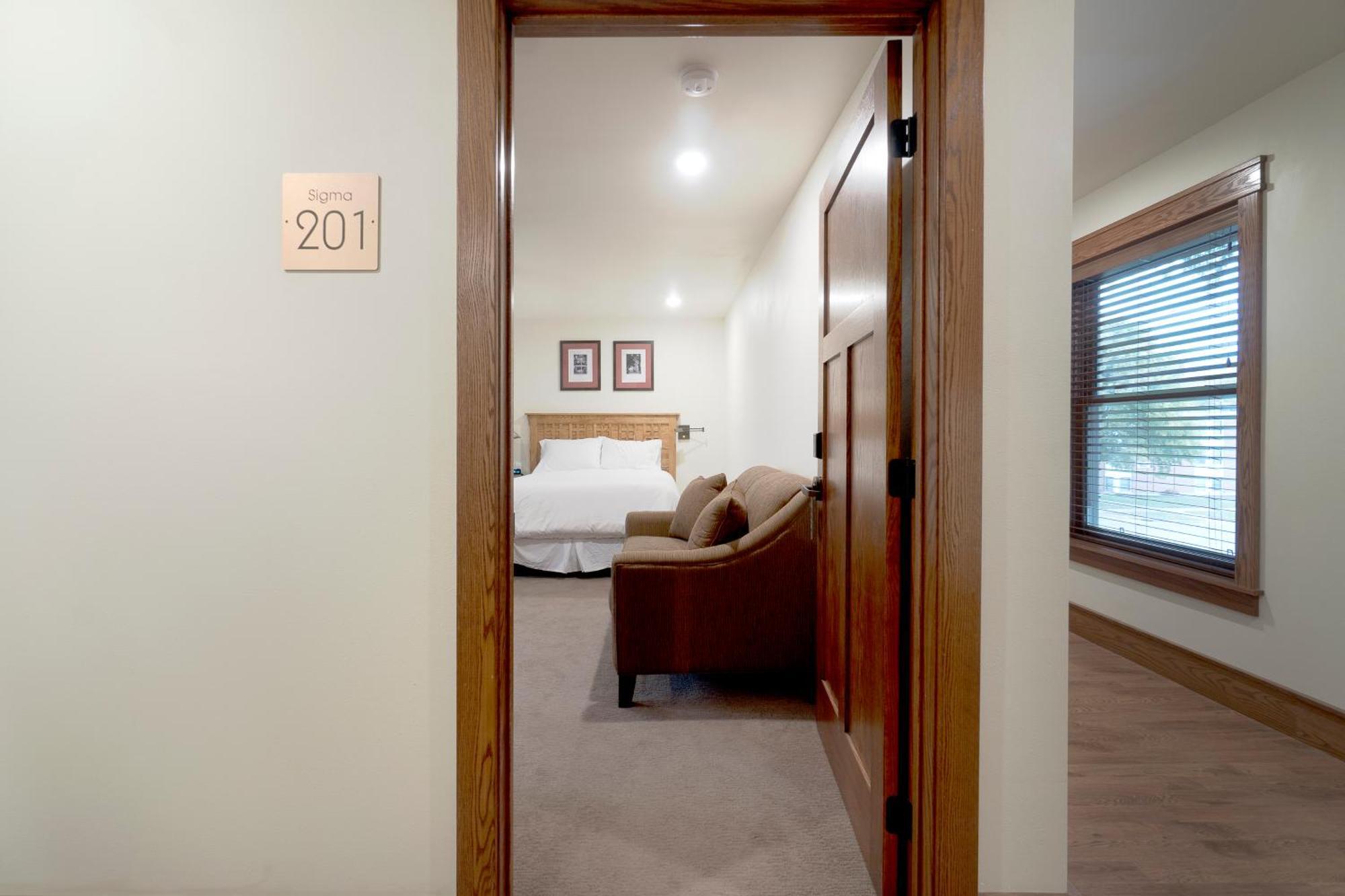 Main Street Inn Vermillion Bagian luar foto